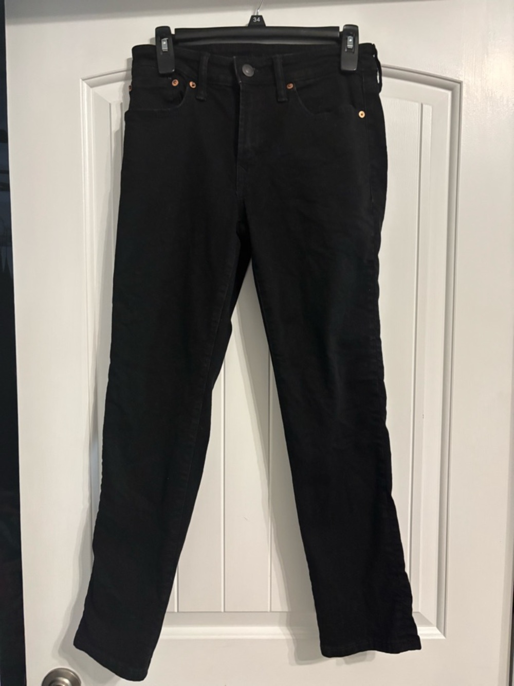 389) American Eagle Outfitters Black Skinny Jeans